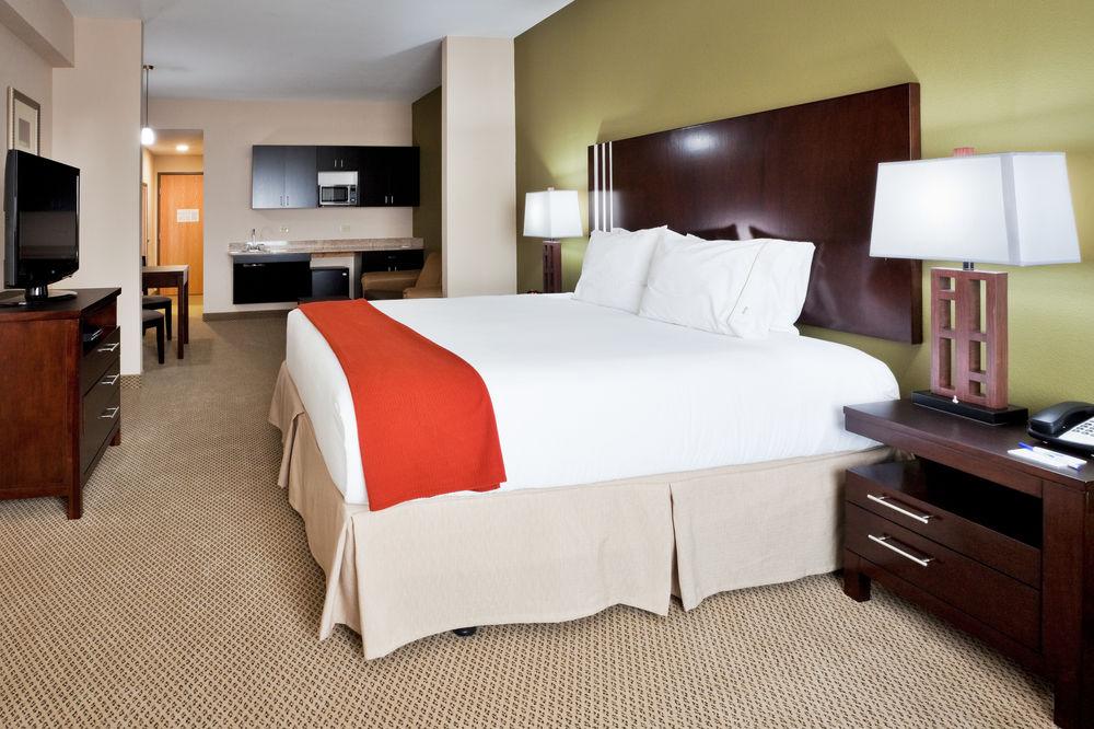 Holiday Inn Express Lake Wales North-Winter Haven By Ihg Waverly Bagian luar foto