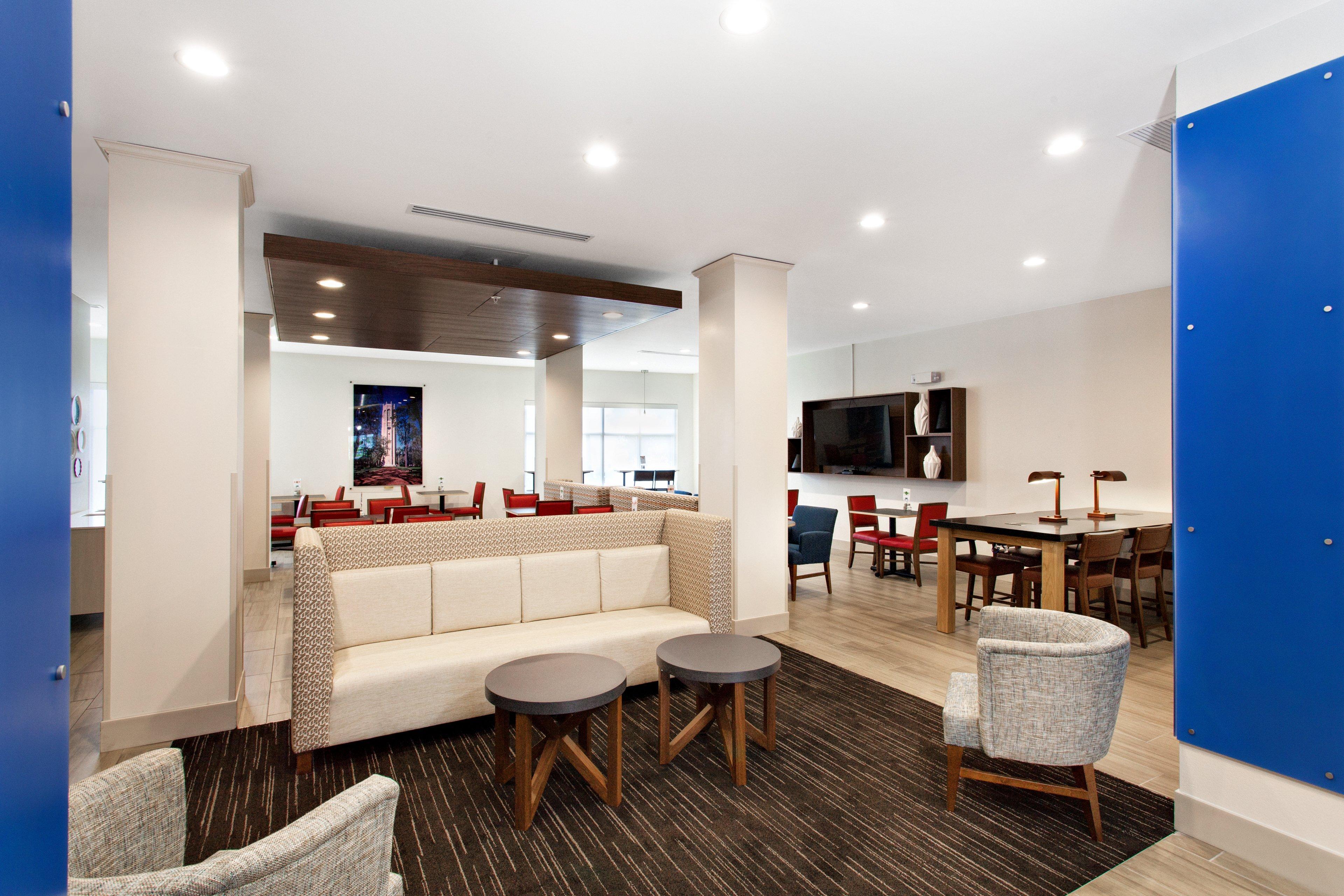 Holiday Inn Express Lake Wales North-Winter Haven By Ihg Waverly Bagian luar foto