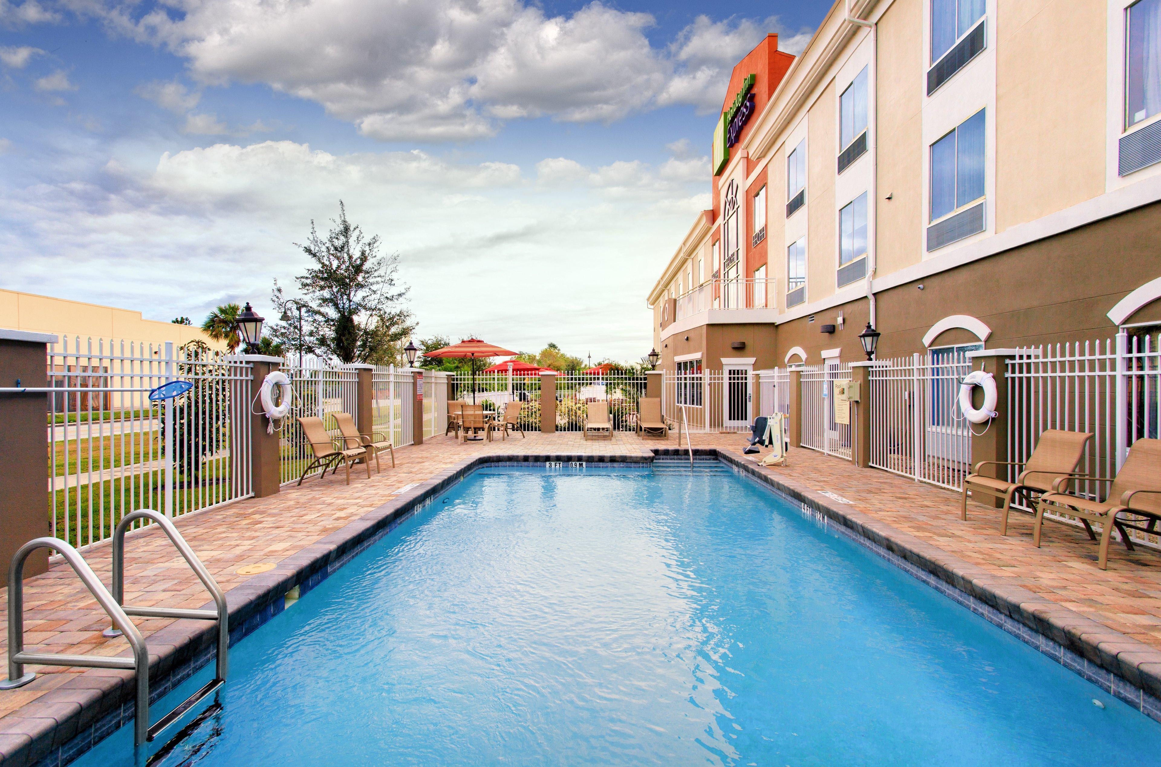 Holiday Inn Express Lake Wales North-Winter Haven By Ihg Waverly Bagian luar foto